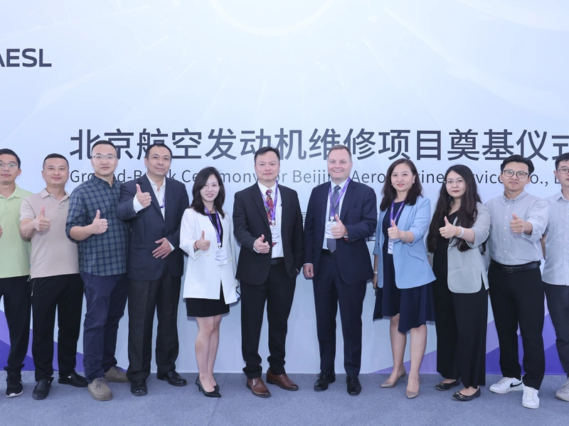 Group of people giving thumbs up